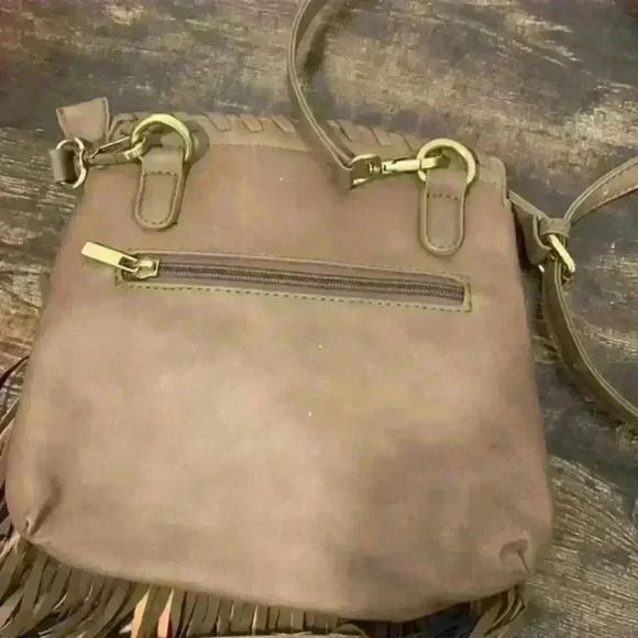 Charming Charlie fringe leather crossbody/shoulder bag - Picture 5 of 9